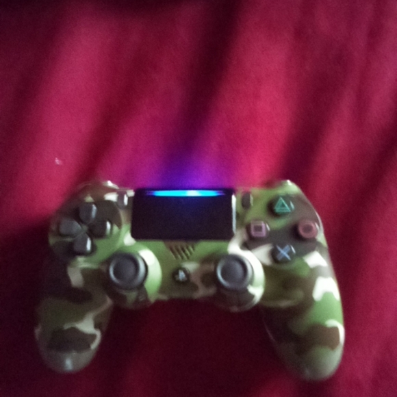 PS4 PRO - Picture 6 of 6